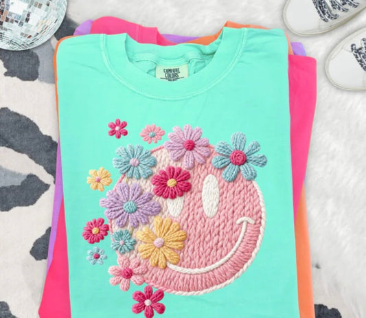 Yarn Smiley Tee Shirt